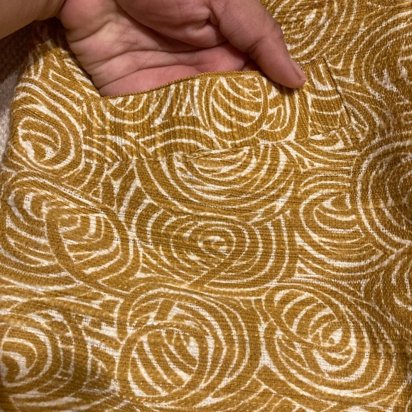 Anthropologie Elevenses Knee Length Yellow Swirl Patterned Skirt Size 12 - Picture 3 of 9
